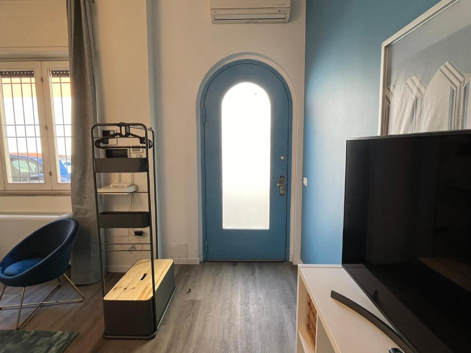 Ferienwohnung Elegante Bilocale Con Posto Auto Privato Brescia Exterior foto